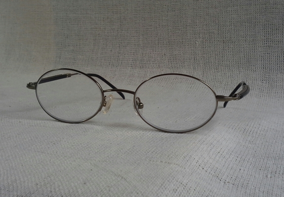 แว่นสายตายาว &#039;วงรีเล็ก&#039; ที่งดงามที่สุด! ราคานักศึกษา ป.โท  Authentic St.DENVER handmade in Japan  ค่าสายตา +200