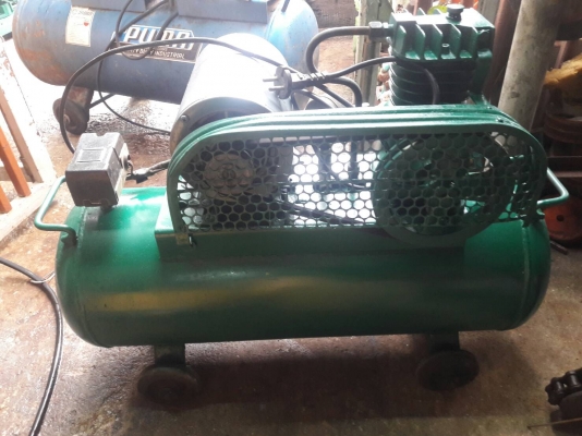 ขาย !! ปั้มลมฟูเชง1สูบ.มอเตอร์.โตชิบ้า1/3แรง.พร้อมใช้งาน