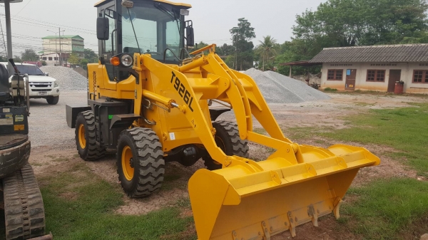 ขาย รถตัก LINGONG T926L รถใหม่แกะกล่อง เครื่อง 4 สูบ เอวอ่อน เกียร์ทอค เอกสารใบอินวอยซ์ ขาย รถตัก LINGONG T926L รถใหม่แกะกล่อง เครื่อง 4 สูบ เอวอ่อน เกียร์ทอค เอกสารใบอินวอยซ์