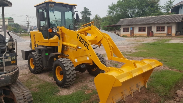 ขาย รถตัก LINGONG T926L รถใหม่แกะกล่อง เครื่อง 4 สูบ เอวอ่อน เกียร์ทอค เอกสารใบอินวอยซ์ ขาย รถตัก LINGONG T926L รถใหม่แกะกล่อง เครื่อง 4 สูบ เอวอ่อน เกียร์ทอค เอกสารใบอินวอยซ์