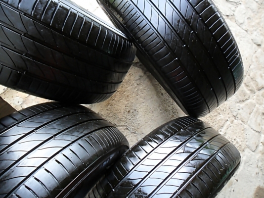 ยาง17 ลงพื้นปี16 มิชลิน 225-55-17 ดอกหนา 8มิล