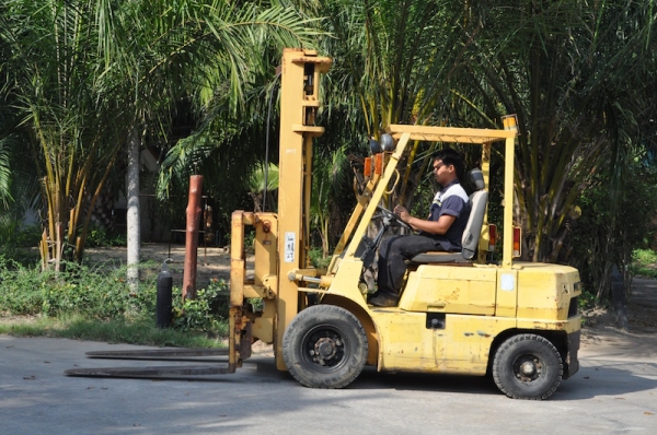 ขายFORKLIFT MITSUBISHI FG25(เสา4เมตร)(งากระดก)(2.5ตัน) สวยเดิมจากญี่ปุ่น ยังไม่เคยใช้ในไทย 165,000เท่านั้น!!