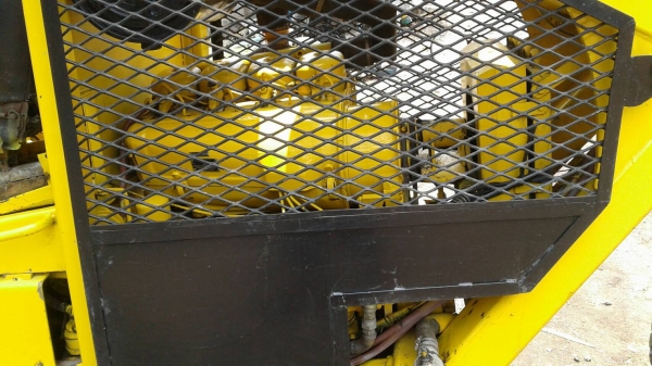 รถคีบสามล้อ