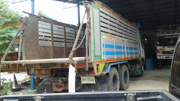 รถสิบล้อมิสซูM5