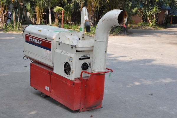 ขายเครื่องสีข้าวYANMAR RHM25 สวยเดิมจากญี่ปุ่นยังไม่เคยใช้ในไทย 29,000เท่านั้น!!