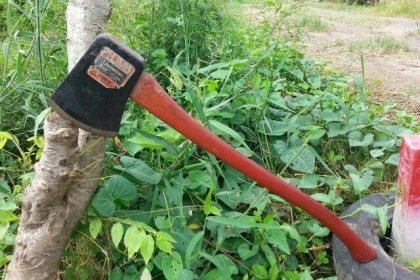 ขายขวานพลัมเมกางายเก่าเก็บ PLUMB AXE Tasmanian Made in USA.