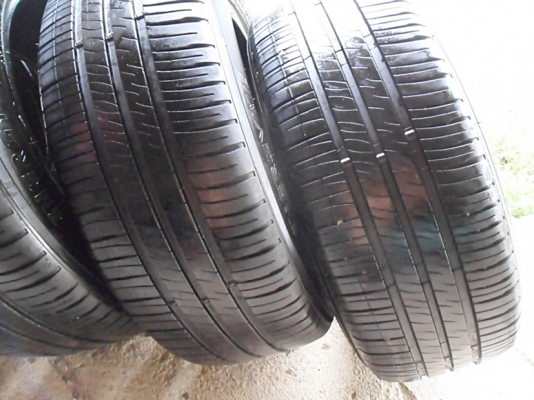 ยาง16 ลงพื้นกลางปี16 มิชลิน 215-60-16 ดอกหนา8มิล ยาง16 ลงพื้นกลางปี16 มิชลิน 215-60-16 ดอกหนา8มิล