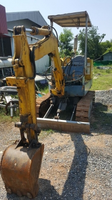 ขายรถขุดแบ็คโค komatsu PC10 เครื่องสองสูบ สภาพพร้อมใช้งาน