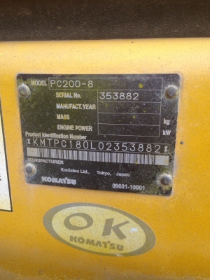 ขายด่วน!! Komatsu PC200-8 สภาพสวยๆค่ะ