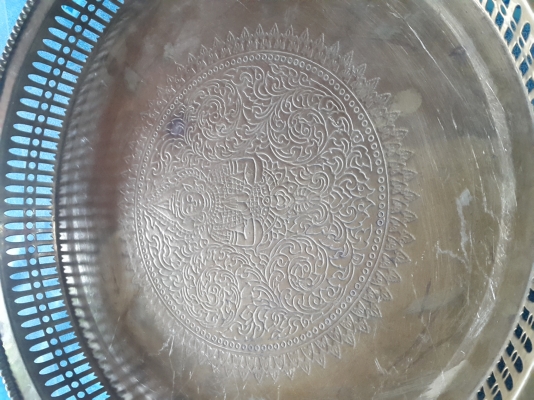ถาดทองเหลือง 16 นิ้ว ลายเทพพนม สวยๆ งานเก่า ใบละ 1,900