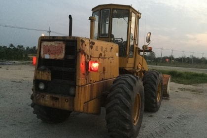 ขายรถตักล้อยาง KOMATSU 515 (สภาพดีมาก)