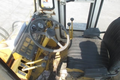 ขายรถตักล้อยาง KOMATSU 515 (สภาพดีมาก)