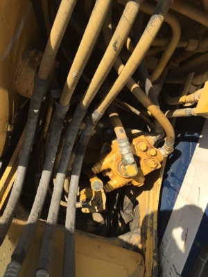 ขายKOMATSU  PC60-6  เก่าญี่ปุ่นแท้  สภาพสวย  ปลายยาวพิเศษ  4,XXX  ชั่วโมง  ลองระบบกันได้ทุกวัน  โทร  089-3818694  ดวงนภา