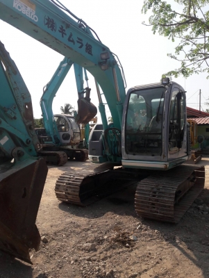 ขายKOBELCO SK135SR  YY02  เก่าญี่ปุ่นแท้  แทรค  70  มีลายแย๊ก   เครื่องปั๊มดี  เอกสารอินวอย  สภาพสวย พร้อมใช้ โทร  089-3818694  ดวงนภา