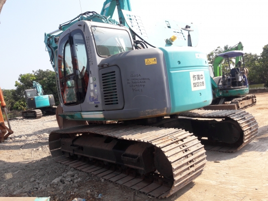ขายKOBELCO SK135SR  YY02  เก่าญี่ปุ่นแท้  แทรค  70  มีลายแย๊ก   เครื่องปั๊มดี  เอกสารอินวอย  สภาพสวย พร้อมใช้ โทร  089-3818694  ดวงนภา