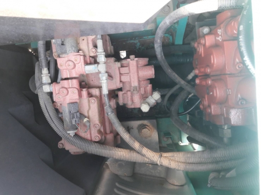 ขายKOBELCO SK135SR  YY02  เก่าญี่ปุ่นแท้  แทรค  70  มีลายแย๊ก   เครื่องปั๊มดี  เอกสารอินวอย  สภาพสวย พร้อมใช้ โทร  089-3818694  ดวงนภา