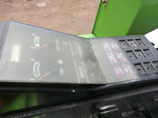 รถขุด MITSUBISHI ME035 ระบบไว เครื่องสวย เอวแน่น คอนโทนสั้น ปั้มนิ้ว แทรคเหล็ก เก่านอกญี่ปุ่น ราคา 330,000 บาท สนใจติดต่อ:096-5411713 หรือ 092-5768909