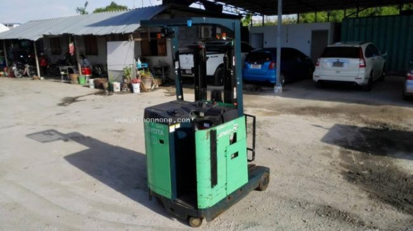 รถยกไฟฟ้ายืนขับ TOYOTA 7FBRK10 พิเศษจาก128,000 เหลือ99,000บาท รหัสสินค้า81004753 www.nihonmono.com