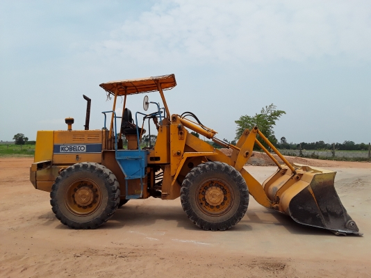 ขายด่วน รถตัก KOBELCO LK300A เอวอ่อน