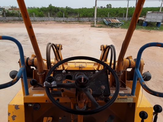 ขายด่วน รถตัก KOBELCO LK300A เอวอ่อน