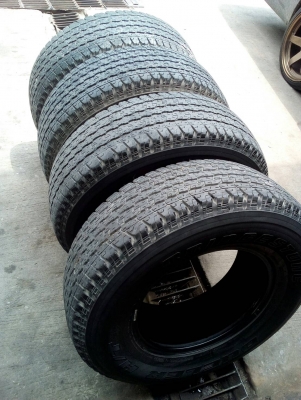 265/70R16  BRIDGESTONE ชุด 4 เส้น  tel. 063-286-3551 , 081-427-3941