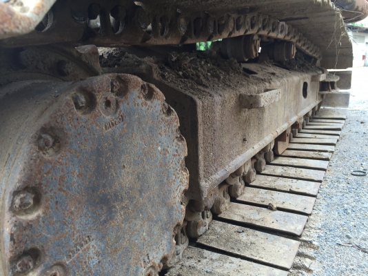 ขายรถแบคโค HITACHI EX200-2 เครื่อง ปั้ม แรง เอวมีขยับนิดหน่อย ใบขนาด 80 โซ้สะภาพ 80\% มูมฮาร์มสวย เอกสารเล่มทะเบียน ราคา425000 สนใจมาดูรถได้ที่ 081-3531946 ลาย ID 081-3531946 ต่อ.บางนา รถอยู่ กทม