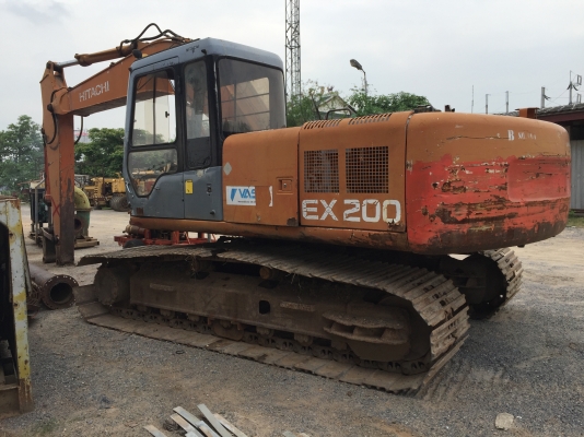 ขายรถแบคโค HITACHI EX200-2 เครื่อง ปั้ม แรง เอวมีขยับนิดหน่อย ใบขนาด 80 โซ้สะภาพ 80\% มูมฮาร์มสวย เอกสารเล่มทะเบียน ราคา425000 สนใจมาดูรถได้ที่ 081-3531946 ลาย ID 081-3531946 ต่อ.บางนา รถอยู่ กทม