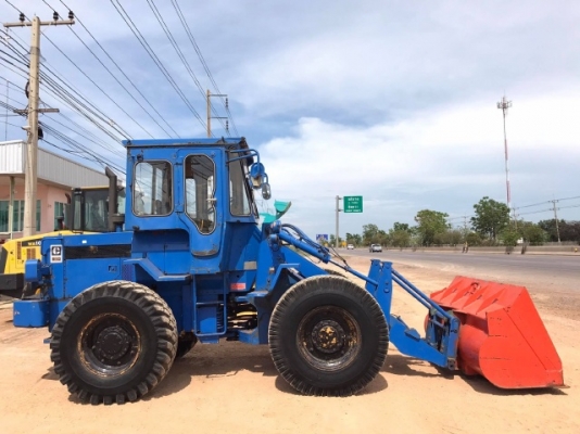 ขายรถตักล้อยาง CAT 910 40Y (ขนาดเท่า WA100) รถนอกนำเข้าจากญี่ปุ่น สภาพสวยพร้อมใช้งาน มีVDOการทำงานครับ ขายรถตักล้อยาง CAT 910 40Y (ขนาดเท่า WA100) รถนอกนำเข้าจากญี่ปุ่น สภาพสวยพร้อมใช้งาน มีVDOการทำงานครับ