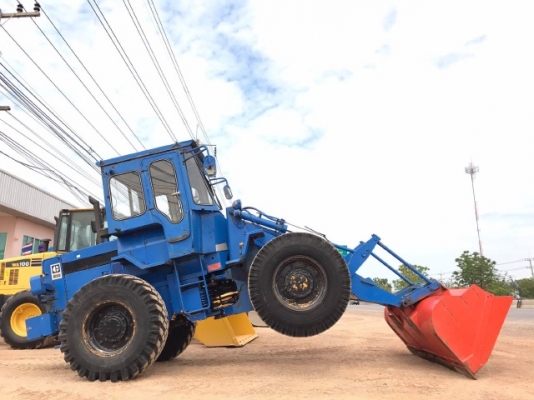 ขายรถตักล้อยาง CAT 910 40Y (ขนาดเท่า WA100) รถนอกนำเข้าจากญี่ปุ่น สภาพสวยพร้อมใช้งาน มีVDOการทำงานครับ ขายรถตักล้อยาง CAT 910 40Y (ขนาดเท่า WA100) รถนอกนำเข้าจากญี่ปุ่น สภาพสวยพร้อมใช้งาน มีVDOการทำงานครับ