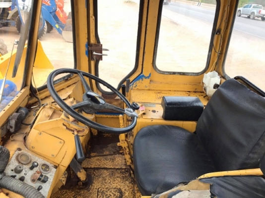 ขายรถตักล้อยาง CAT 910 40Y (ขนาดเท่า WA100) รถนอกนำเข้าจากญี่ปุ่น สภาพสวยพร้อมใช้งาน มีVDOการทำงานครับ ขายรถตักล้อยาง CAT 910 40Y (ขนาดเท่า WA100) รถนอกนำเข้าจากญี่ปุ่น สภาพสวยพร้อมใช้งาน มีVDOการทำงานครับ