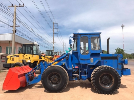 ขายรถตักล้อยาง CAT 910 40Y (ขนาดเท่า WA100) รถนอกนำเข้าจากญี่ปุ่น สภาพสวยพร้อมใช้งาน มีVDOการทำงานครับ ขายรถตักล้อยาง CAT 910 40Y (ขนาดเท่า WA100) รถนอกนำเข้าจากญี่ปุ่น สภาพสวยพร้อมใช้งาน มีVDOการทำงานครับ