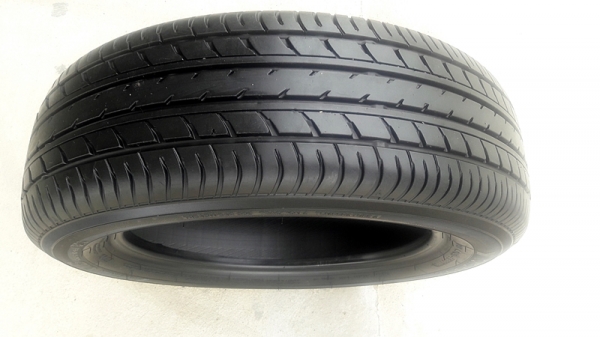 ยาง185/60/15 ปี13  YOKOHAMA dB DEELBEI E70  4 เส้น