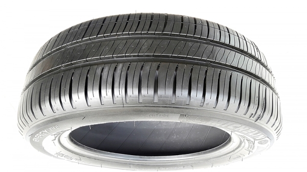 ยาง185/60/15 ปี14 MICHERLIN ENERGY XM2 4 เส้น ยาง185/60/15 ปี14 MICHERLIN ENERGY XM2 4 เส้น