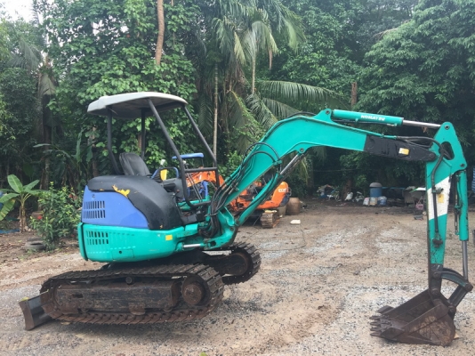 ขายรถขุดเล็กkomatsu pc30mr-1 สภาพดีพร้อมใช้งานราคาต่อลองได้