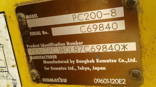 ขายรถขุดแบ็คโคPC200-8ทำงาน 9073ชม. บูมสวยเดิมเครื่องแน่น