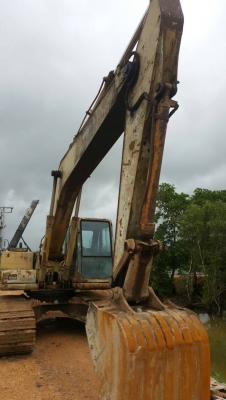KOMATSU PC200-6 เครื่องดี แห้งๆ ปั้มแรงไม่โหลด ช่วงล่างได้ พร้อมใช้งาน ราคาต่อรองได้ สอบถาม087297673