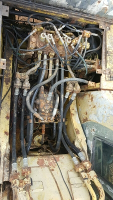 KOMATSU PC200-6 เครื่องดี แห้งๆ ปั้มแรงไม่โหลด ช่วงล่างได้ พร้อมใช้งาน ราคาต่อรองได้ สอบถาม087297673