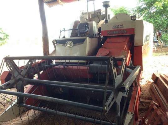 ขายรถเกี่ยวข้าว คูโบต้า DC60พร้อมรถลากสาลี่ เอกสารครบ ทำงาน1798 ชม ขายรถเกี่ยวข้าว คูโบต้า DC60พร้อมรถลากสาลี่ เอกสารครบ ทำงาน1798 ชม