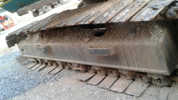 ขายตามสภาพ แบคโฮ KOMATSU PC200-5 คอนโทรลยาว ไฟฟ้าครบ เครื่องพังเสื้อทะลุ เอกสารใบอินวอยซ์ ราคาต่อรองได้ครับ