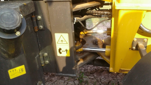 ขาย รถตัก LINGONG T915L เครื่อง 2 สูบ เอวอ่อน เอกสารใบอินวอยซ์