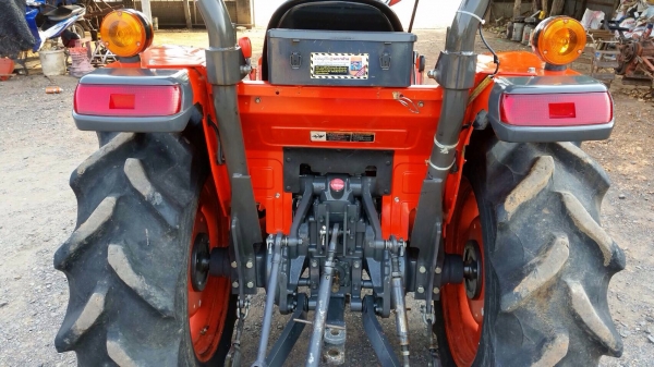 ขาย L3608DT 4WD ใบมีด+ผาน3 รถทำงาน 600 ชั่วโมง รถไม่เคยลงนา สวยมากๆ พร้อมใช้งาน