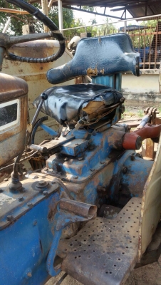 ขาย FORD 77 อุปกรณ์4ชิ้น ใบดัน+ผาน7+ผาน3+ผานยกร่อง พร้อมเล่ม