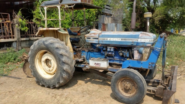 ขาย FORD 77 อุปกรณ์4ชิ้น ใบดัน+ผาน7+ผาน3+ผานยกร่อง พร้อมเล่ม