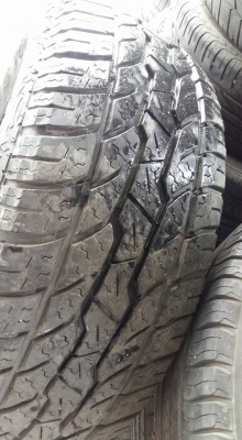 ขายล้อเหล็กถอดจาก revo 17&quot; 6รู 139.7ยางปี14 สนใจติดต่อร้าน ก.เจริญการยางครับ 081-3747940