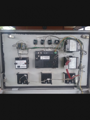ขาย 4 หมื่น ตู้ไฟฟ้าควบคุม จำนวน 2 ตู้ อุปกรณ์ครบ มีทั้งชุด อินเวอร์เตอร์ ชุดหม้อแปลง ชุดเซอร์โวไดร์เวอร์ ชุดคอนโทรลอื่นๆหลายอย่าง ขาย 4 หมื่น ตู้ไฟฟ้าควบคุม จำนวน 2 ตู้ อุปกรณ์ครบ มีทั้งชุด อินเวอร์เตอร์ ชุดหม้อแปลง ชุดเซอร์โวไดร์เวอร์ ชุดคอนโทรลอื่นๆหลายอย่าง