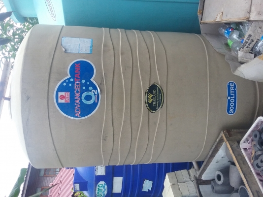 ขาย 8 พัน ปั๊มน้ำชนิดแรงดันสูง ขนาด 2 HP. ใช้ไฟบ้าน อัตราการปั๊ม 600 ลิตร/นาที ความสูงน้ำ 22.5 เมตร ขนาดท่อ 2 นิ้ว แรงดันสำหรับอาคารสูงไม่เกิน 7 ชั้น พร้อมใช้งาน มาขนเอาเอง