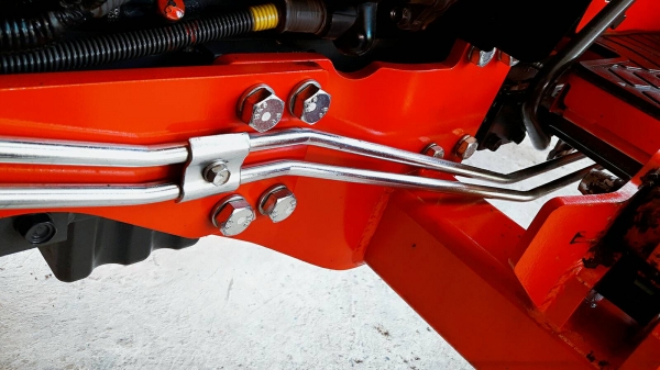 ขายรถไถคูโบต้า  KUBOTA   L 3608SP พร้อมชุดใบมีดดันหน้าคานบน  ผาน6