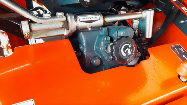 ขายรถไถคูโบต้า  KUBOTA   L 3608SP พร้อมชุดใบมีดดันหน้าคานบน  ผาน6