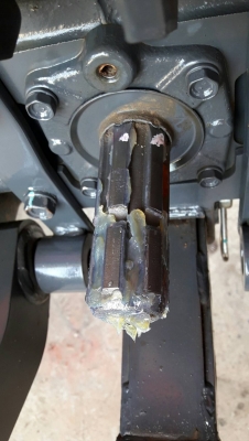 ขายรถไถคูโบต้า  KUBOTA   L 3608SP พร้อมชุดใบมีดดันหน้าคานบน  ผาน6