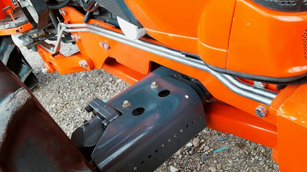 KUBOTA  L 4708 SP (4WD)  2 เพลา   สภาพใหม่สวยๆ   ชั่วโมงใช้   งานน้อย  สีเดิมทั้งคัน  พร้อมชุดใบมีดดันหน้า  ผาน6X24